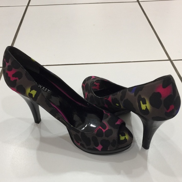 Nine West Animal Print Heels - Picture 4 of 5